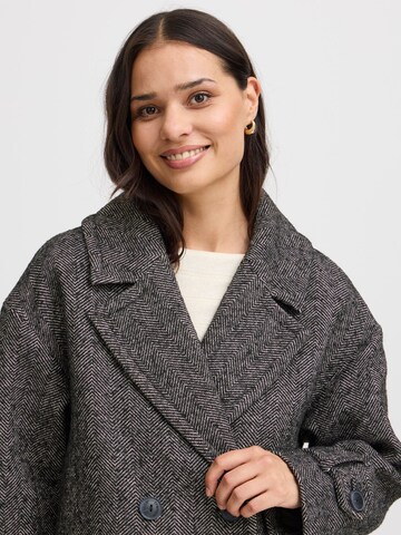Fransa - Chaqueta de entretiempo 'Mailika' en gris