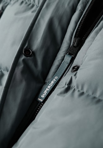 Veste mi-saison Superdry en gris