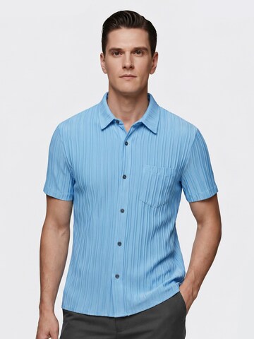 ALLTHEMEN Comfort fit Button Up Shirt 'Schwung' in Blue: front