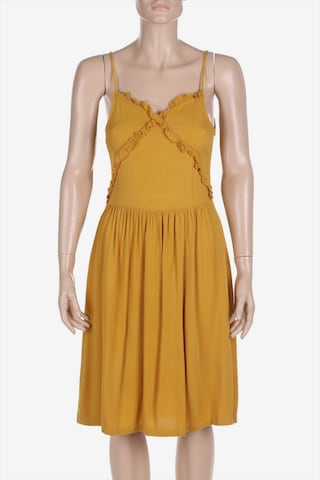 sessun Dress in S in Yellow: front