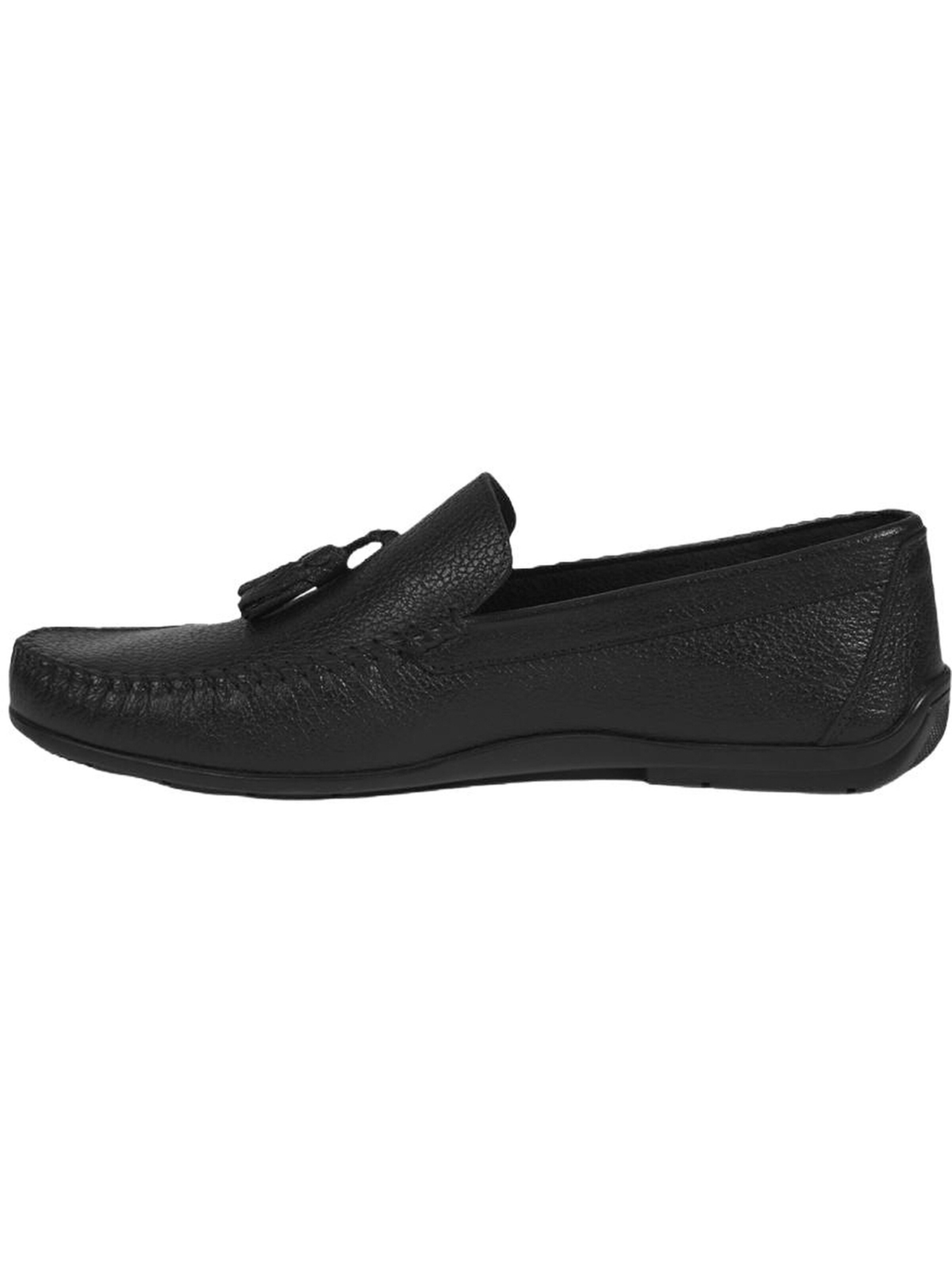 Desa Moccasins in Black
