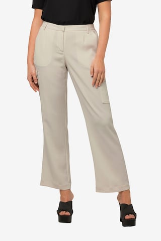 Ulla Popken Wide leg Cargo Pants in Beige: front