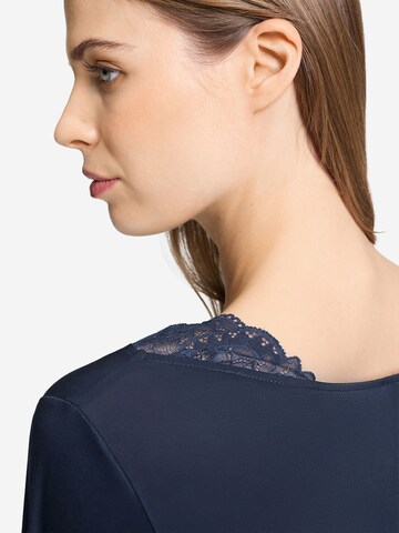 Chemise de nuit ' Azelia Nightwear ' Hanro en bleu