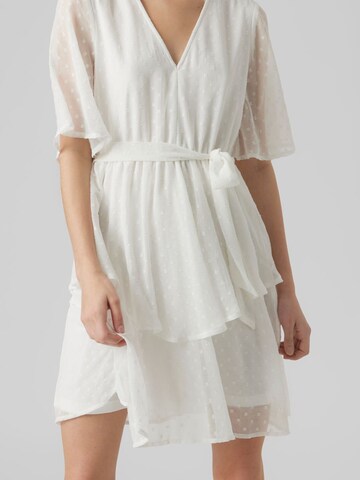 VERO MODA - Vestido 'LOVA' en blanco