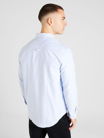 Coupe regular Chemise Tommy Jeans en bleu