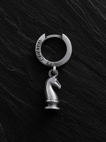 Orecchino 'KNIGHT' di REYTEL in argento