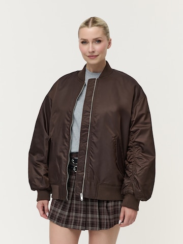LeGer by Lena Gercke Φθινοπωρινό και ανοιξιάτικο μπουφάν 'Leyli' σε καφέ: μπροστά
