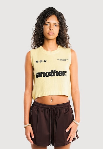 Pullover di Another Cotton Lab in giallo: frontale