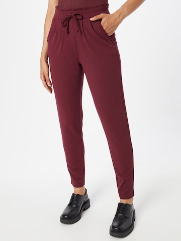 JDY Regular Pleat-Front Pants 'Catia' in Red: front