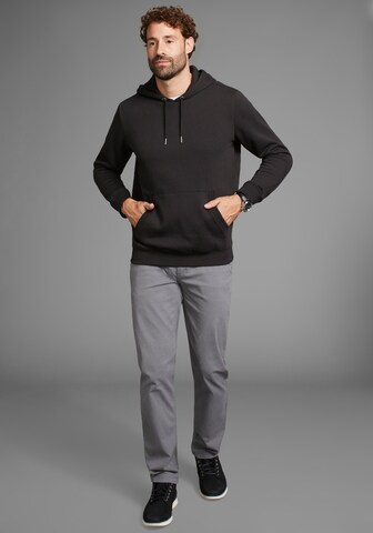 Man's World Sweatshirt in Black