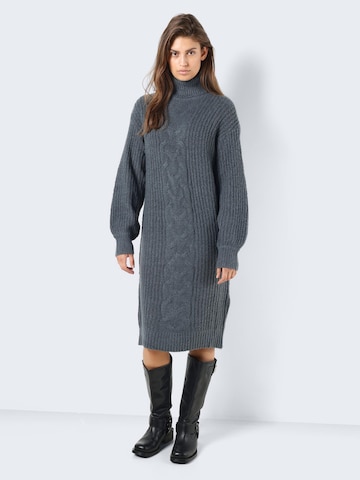 Noisy may - Vestido de punto 'ROSIE' en azul