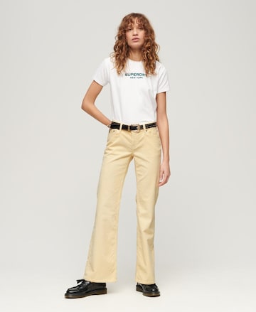 évasé Pantalon Superdry en jaune