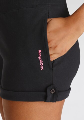 KangaROOS Regular Workout Pants in Black