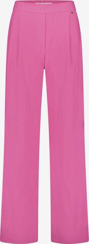 Fabienne Chapot Regular Pleat-Front Pants in Pink: front