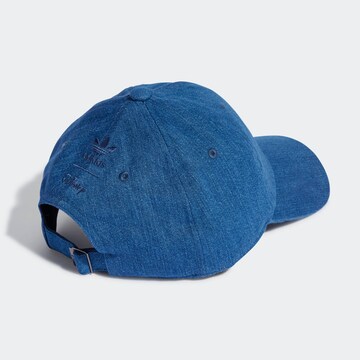 ADIDAS ORIGINALS Cap in Blue