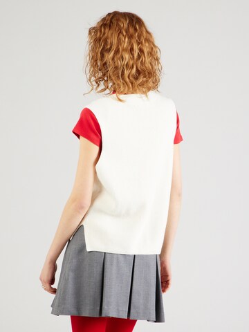 Pull-over ESPRIT en blanc