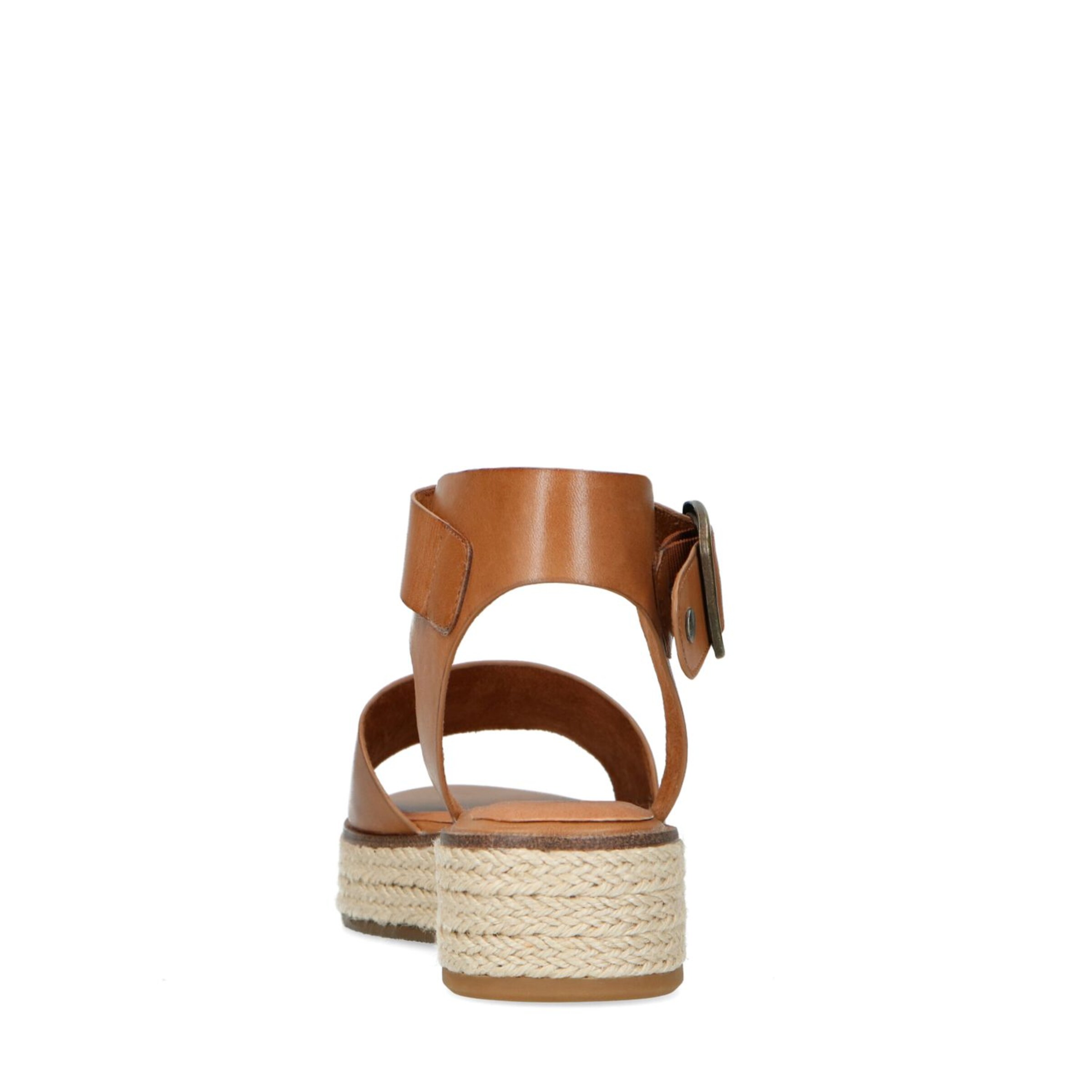 no stress Strap Sandals in Brown