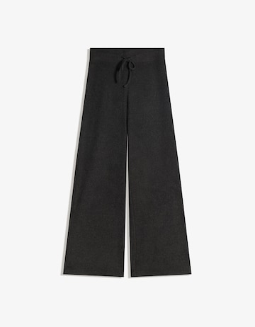 Bershka Nohavice - Sivá: predná strana