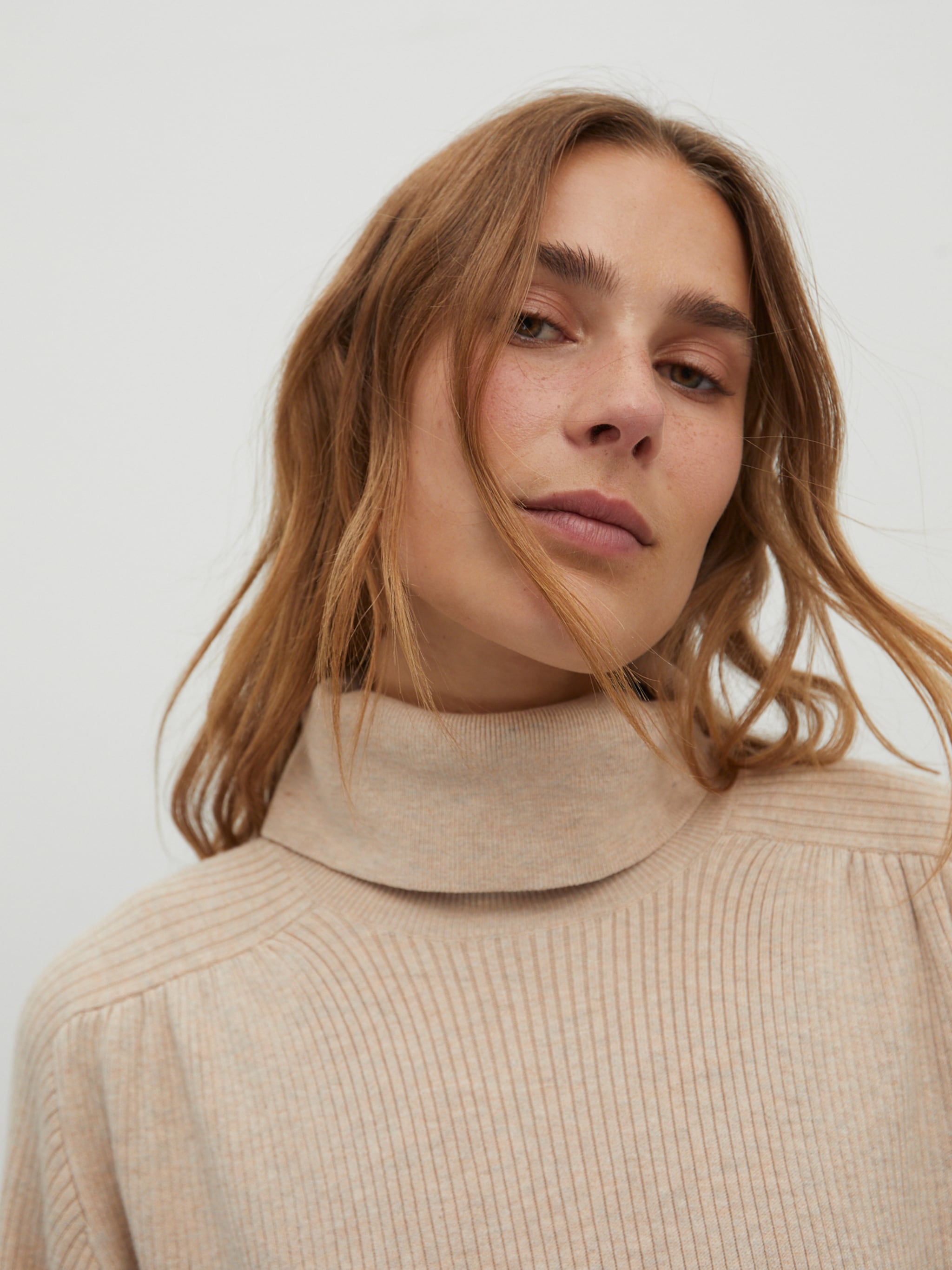 EDITED Produits Robes en maille 'Malene' beige