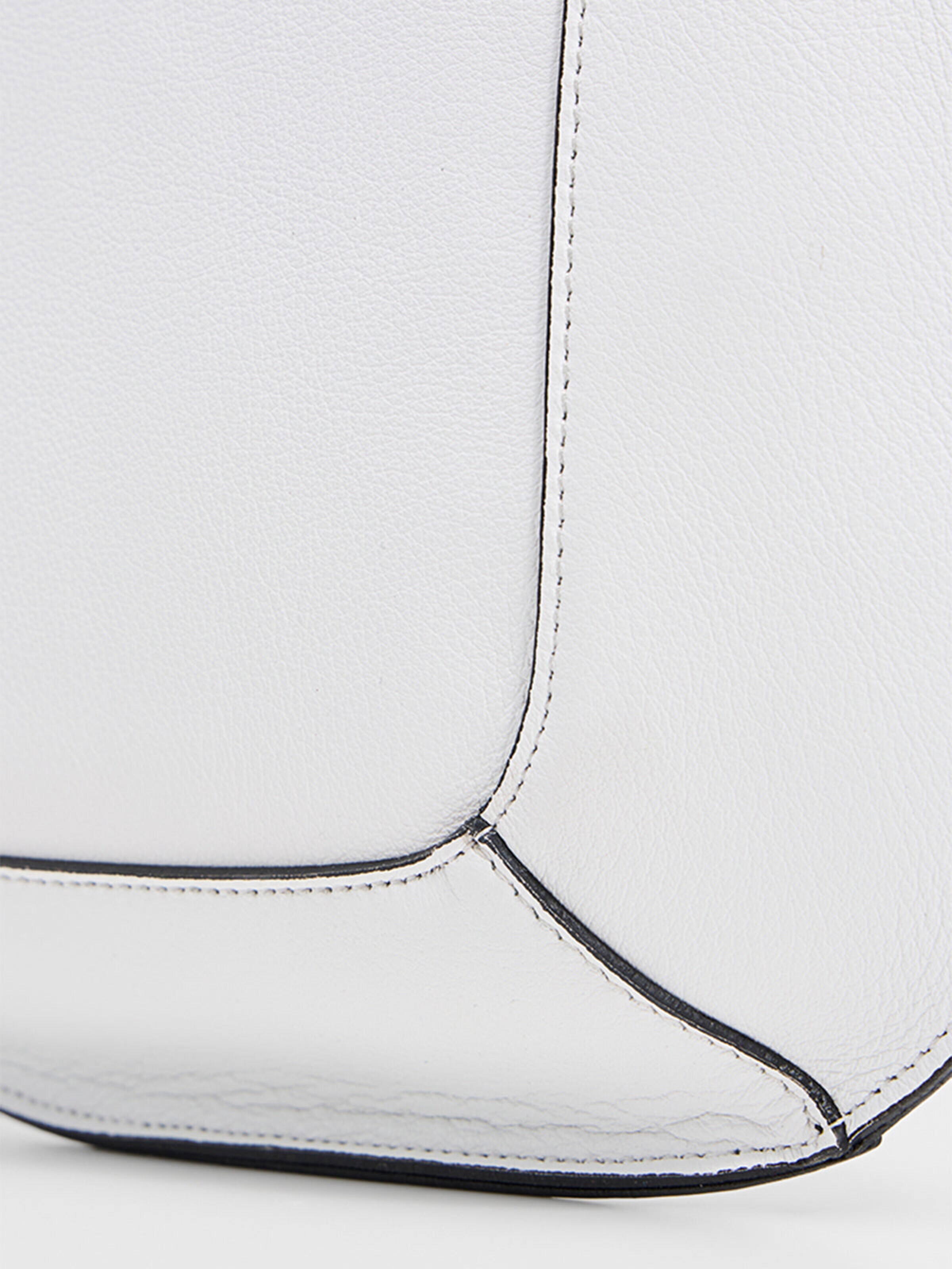 Jerelyn Creado Handbag 'Neapolitan White' in White