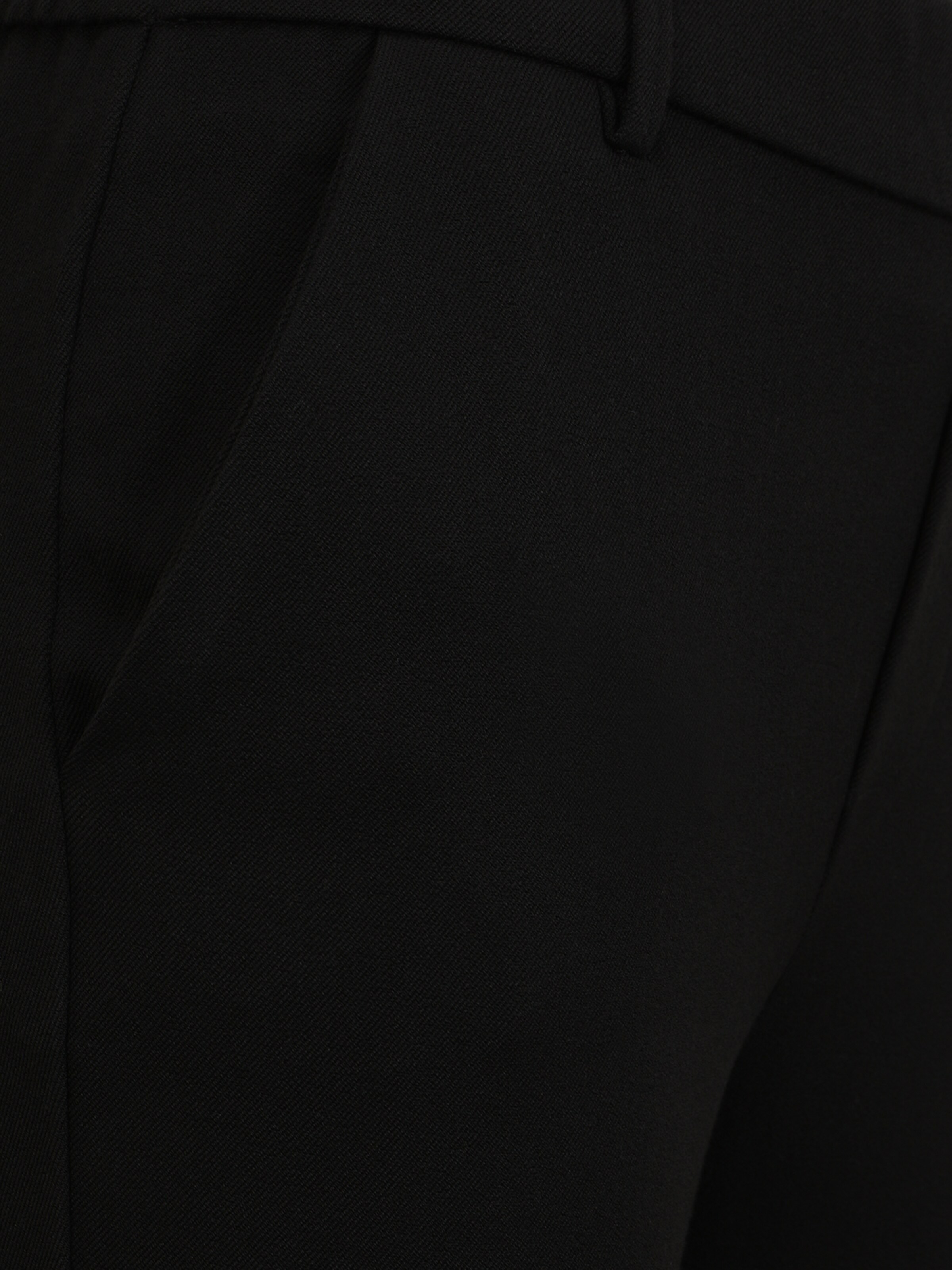 Vero Moda Petite Slim fit Trousers 'Maya' in Black