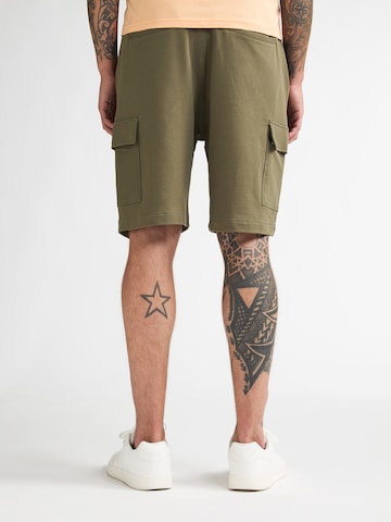 Petrol Industriesregular Cargo hlače - zelena boja