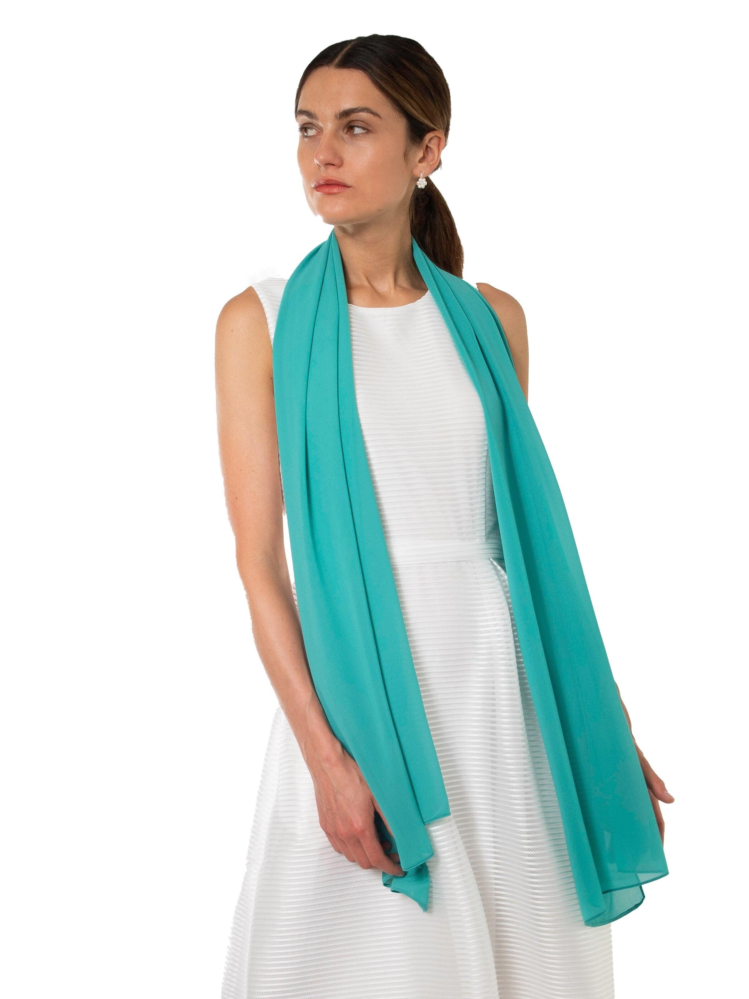 MayTree Scarf in Blue: front