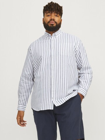Jack & Jones Plus - Ajuste regular Camisa 'Oxford' en azul: frente