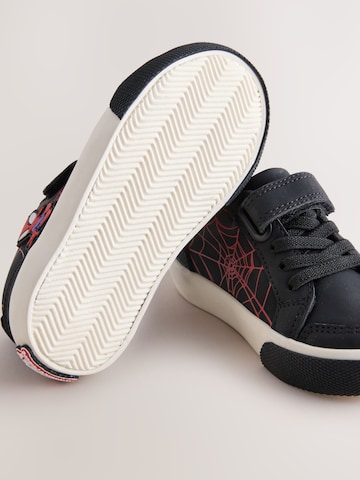 Next Sneaker i svart