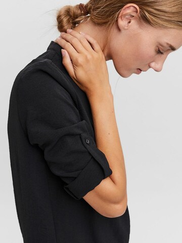 VERO MODA Blouse in Black