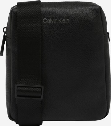 Sac à bandoulière Calvin Klein en noir : devant