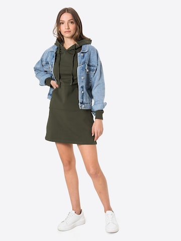 Robe 'Lea' ABOUT YOU en vert