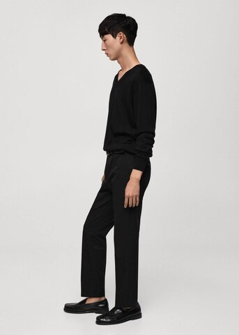 MANGO MAN Regular Pleated Pants 'Nicco' in Black