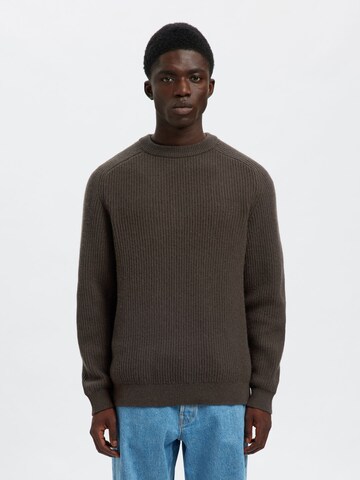 Pullover di SELECTED in marrone: frontale