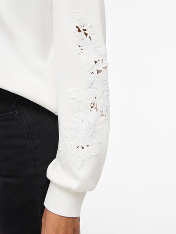 VILA Sweatshirt 'VISiffi' in Weiß