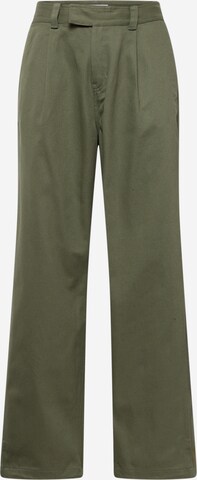 regular Pantaloni con pieghe di Calvin Klein Jeans in verde: frontale