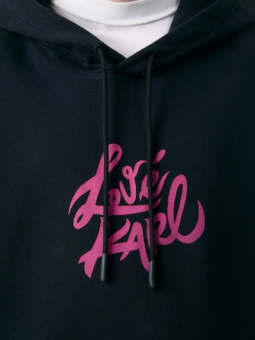 KARL LAGERFELD JEANS - Sweatshirt 'KLJ X ATELIER' em preto