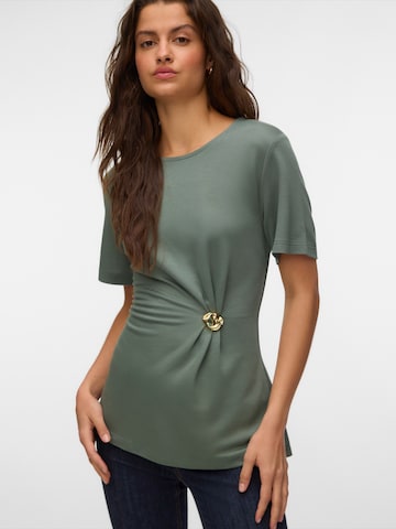 VERO MODA T-shirt i grön: framsida