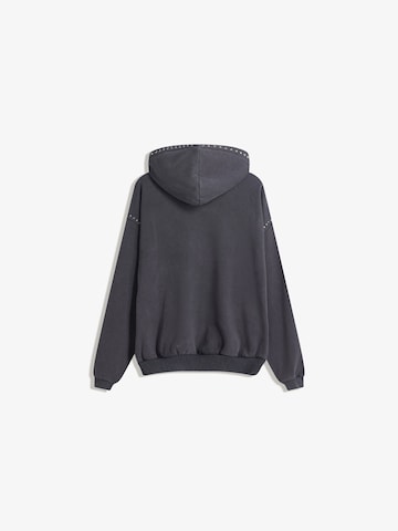 Bershka Bluzka sportowa w kolorze szary