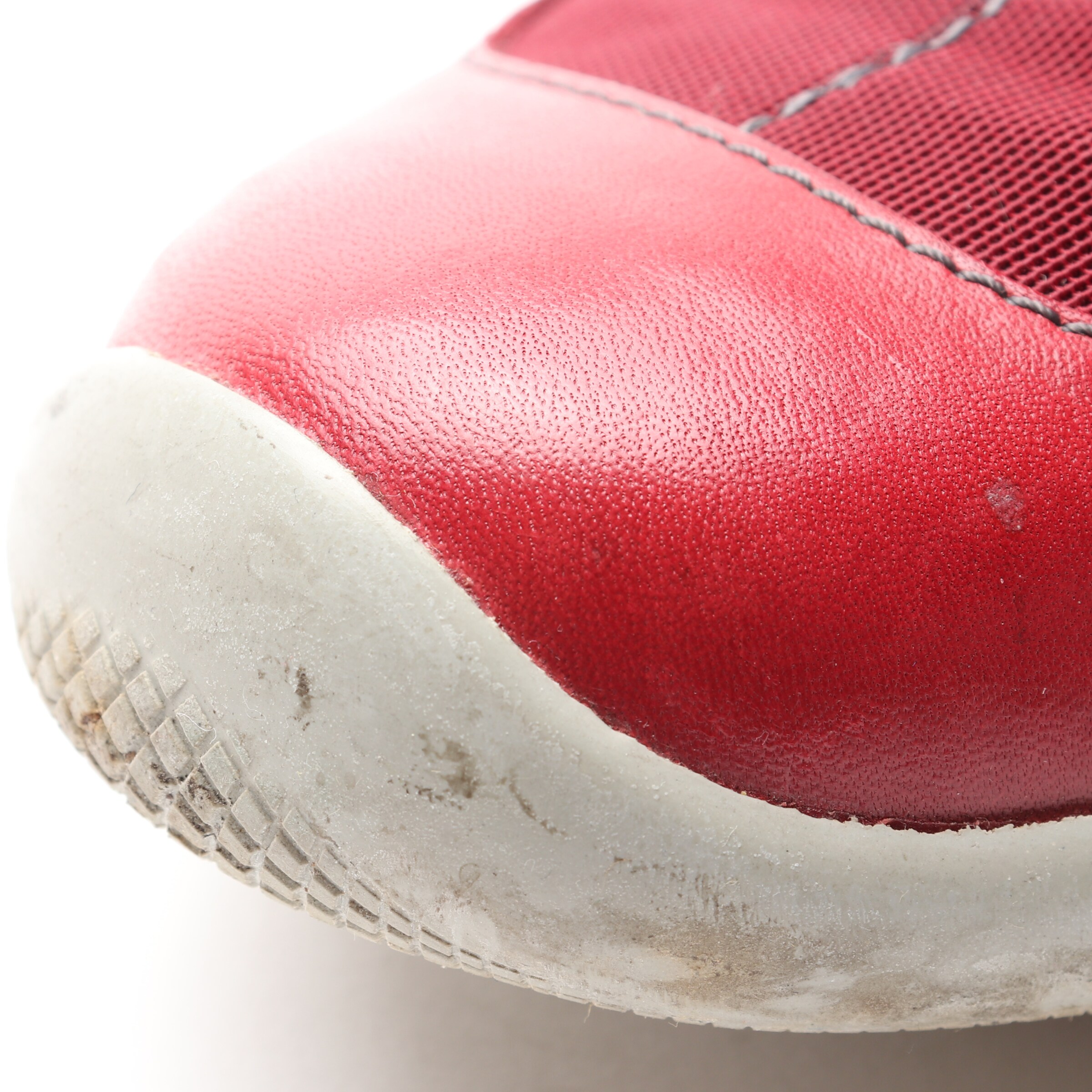 PRADA Flats & Loafers in 39 in Red