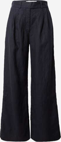 Abercrombie & Fitch Wide leg Pleat-Front Pants in Black: front