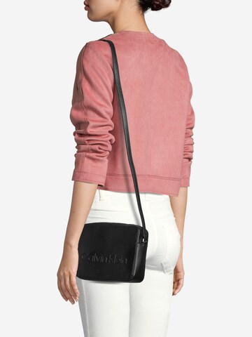 Calvin Klein Crossbody bag in Black