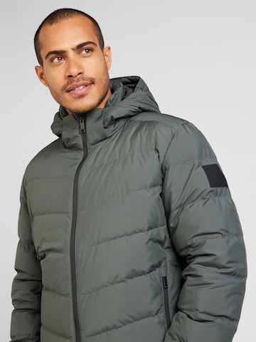 JACK WOLFSKIN Куртка в спортивном стиле 'COLONIUS' в Зеленый