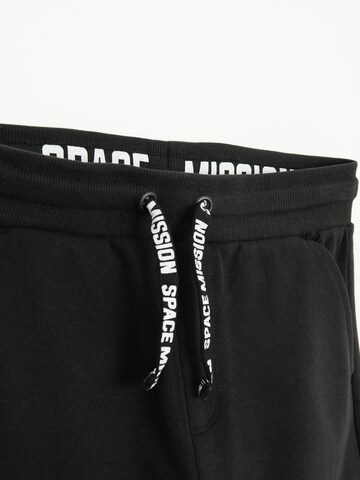 Cool Club Tapered Pants in Black