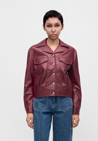 Geacă de primăvară-toamnă de la Calvin Klein Jeans pe roșu: față