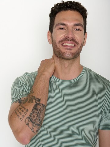 T-Shirt GREENBOMB en vert