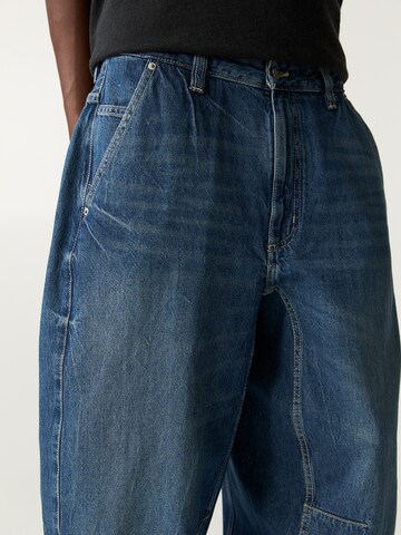 Pull&Bear Baggy Farkut värissä sininen