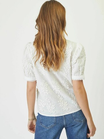 Chemisier 'Nessa' co'couture en blanc