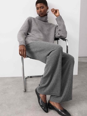 Wide Leg Pantalon Marks & Spencer en gris : devant
