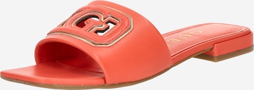 GUESS Klapki 'TARISHA' w kolorze pomarańczowy: przód
